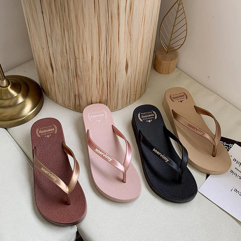 Wholesale Women's Sandals with Breathable Slope Heel Flip Flops Fashionable Summer Winter Spring Sandalias for Mujeres Chancleta