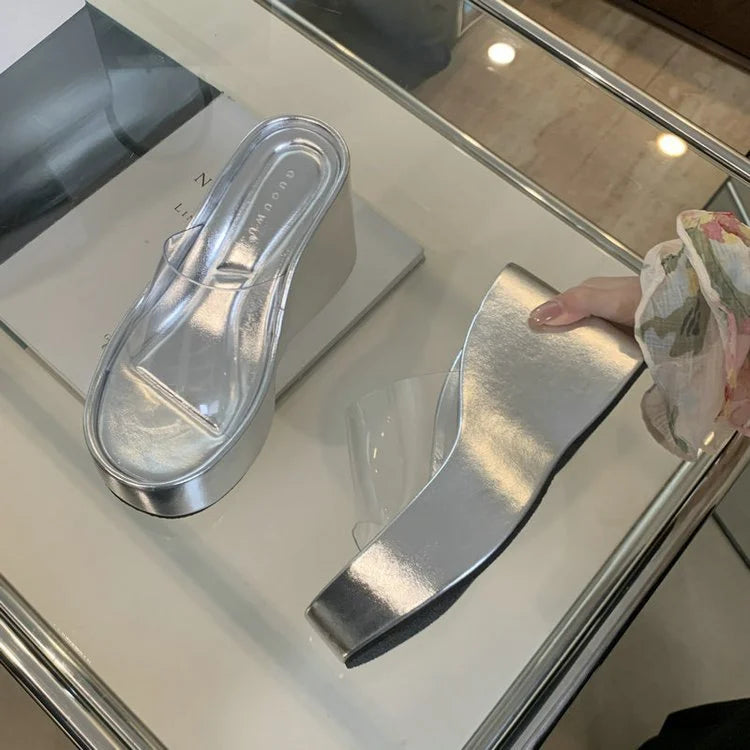 Thick Soft Soled Slippers for Women Open Toed Unique Design Sandals Wearing Outdoors Comfortable Breathable Women's Slipper