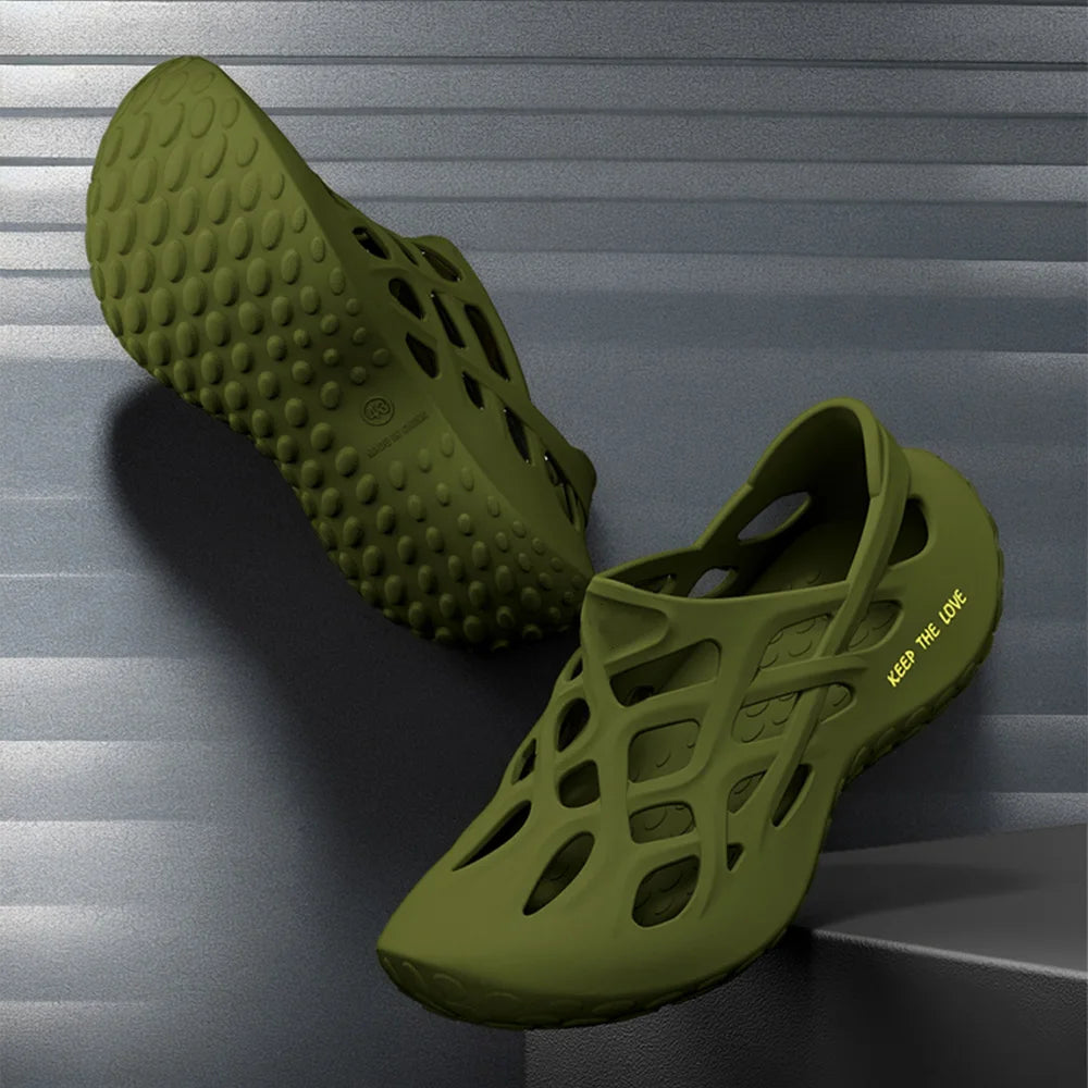 Custom EVA Clogs Sandals Breathable Hollow Non-slip for Outdoor Beach Garden Soft Summer Shoes for Men