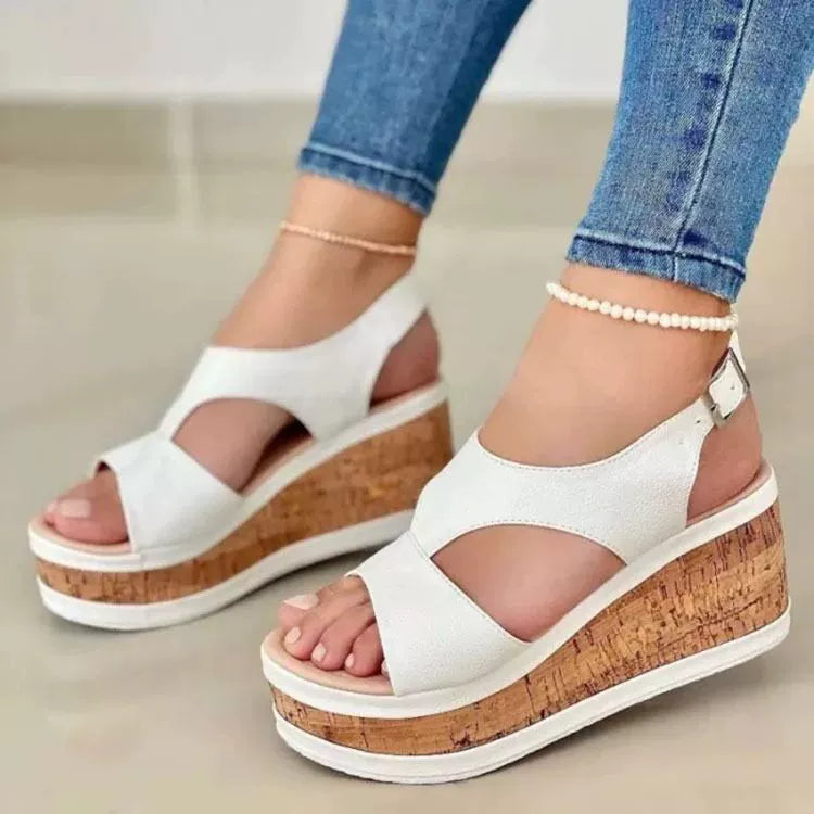 New Fashion Sexy Thick Roots Large Size Women Beach Casual Shoes Women's Sandals Heeled Sandals